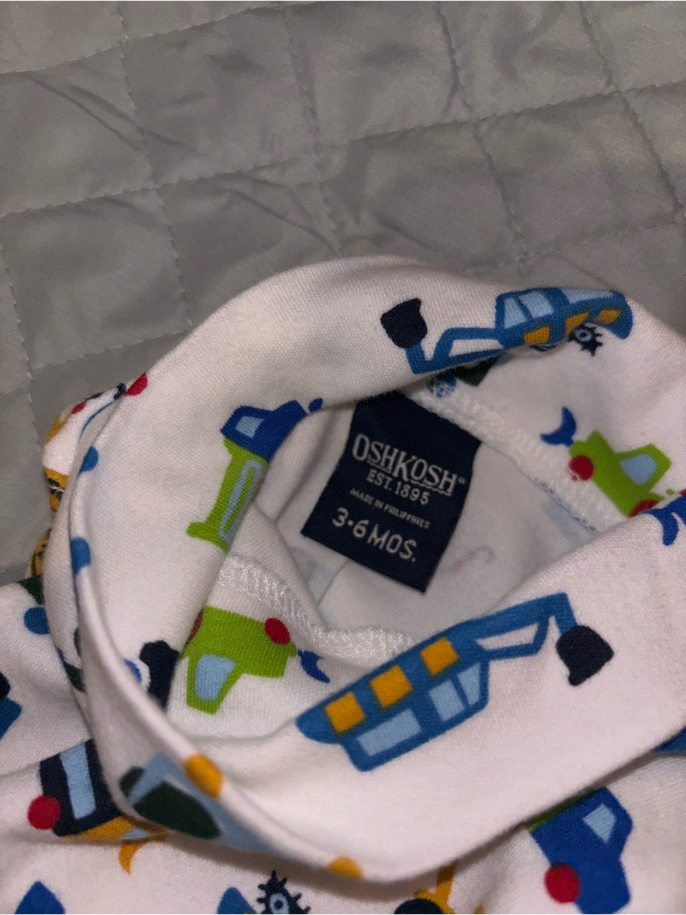 OshKosh B'gosh White Baby Bodysuit with Colorful Vehicle Print - Picture 3 of 4